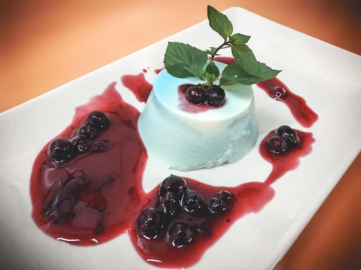 Restaurant Pansion Wien Cierny Brod Εξωτερικό φωτογραφία